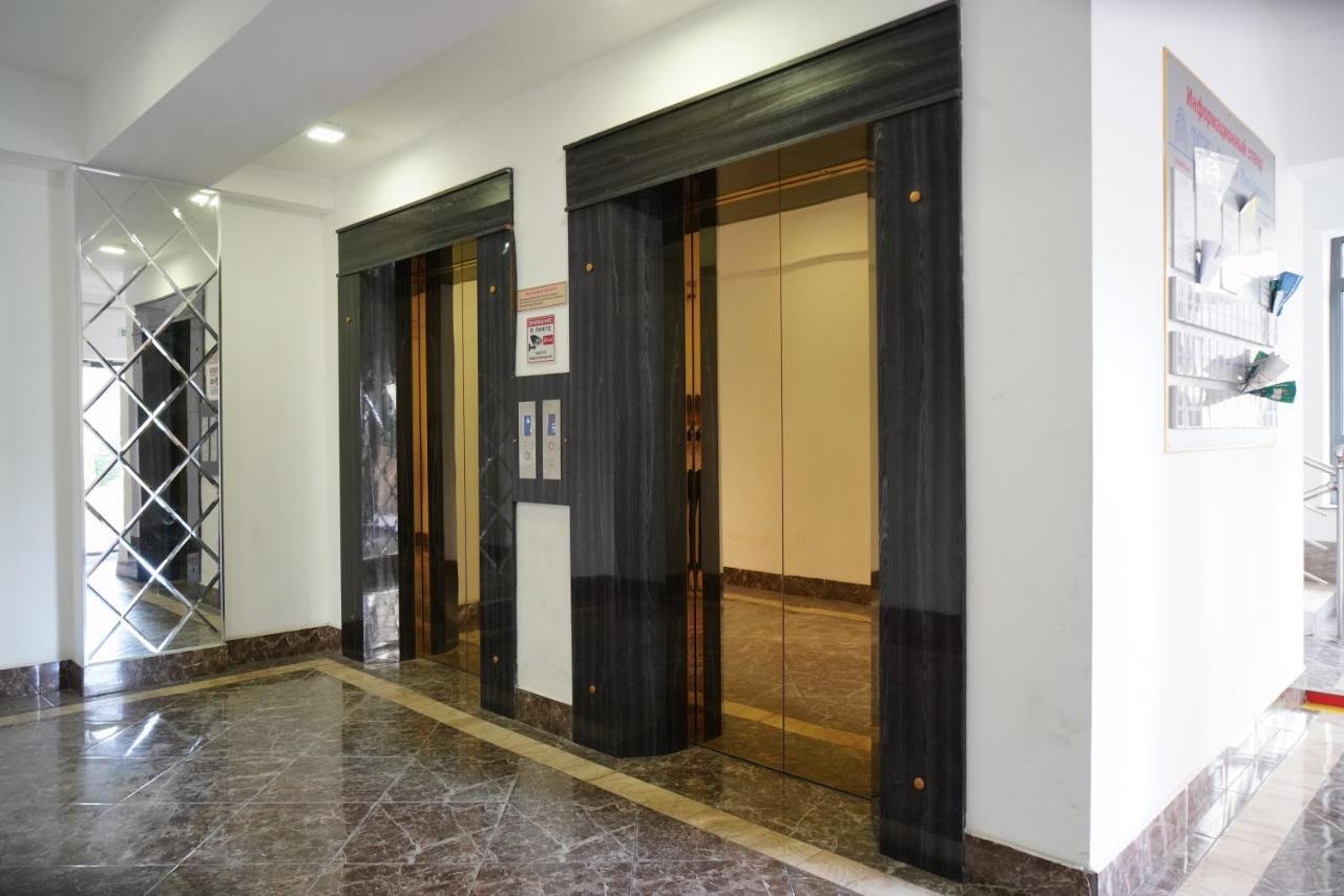 Nice And Comfortable Apartment In The Downtown Of Bishkek Exterior photo